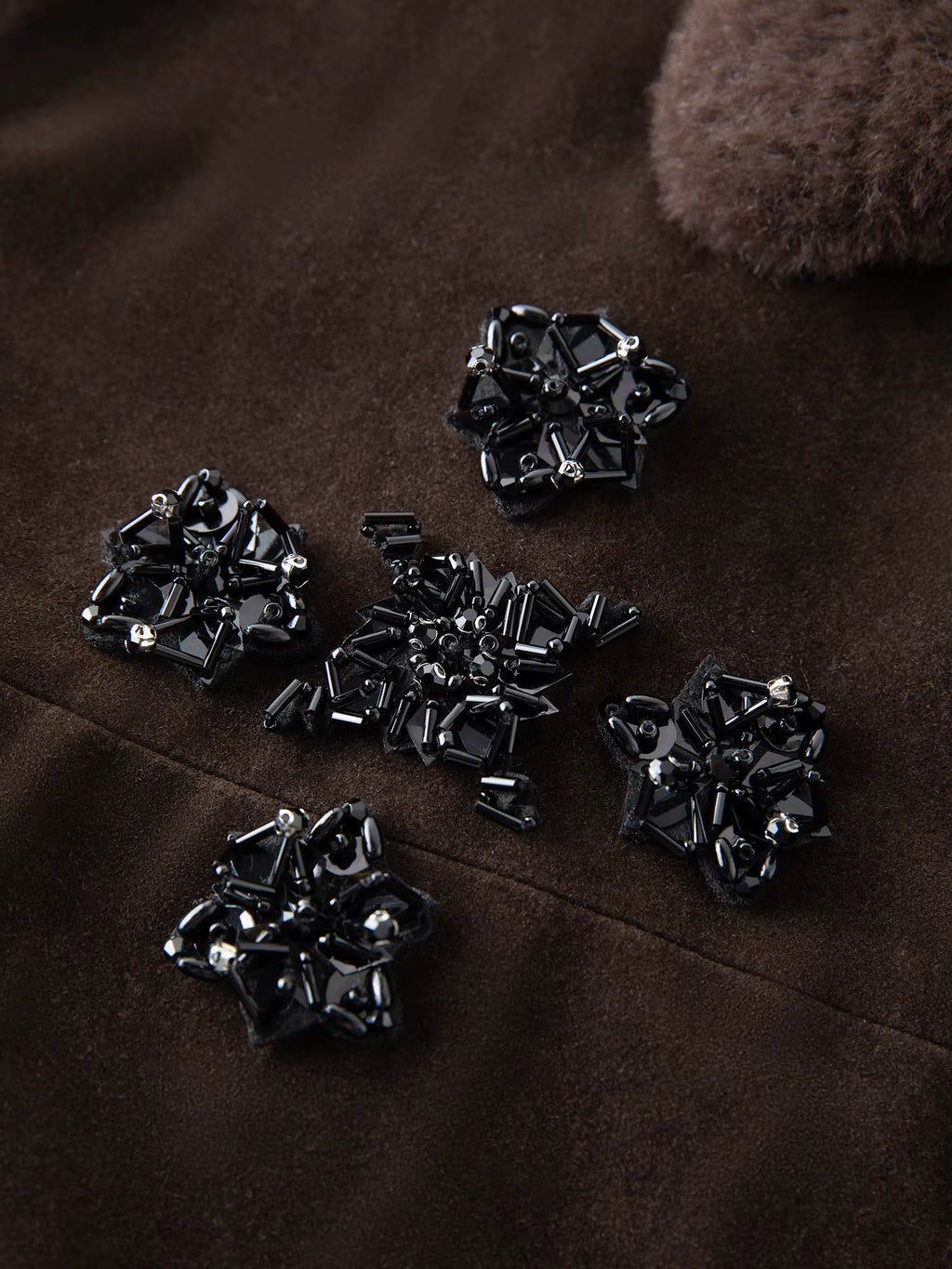 【Premium Series】 Luxury Casual Series Vintage Beaded Suede Jacket with Pearl Embroidery Women Winter 2025 New Arrival