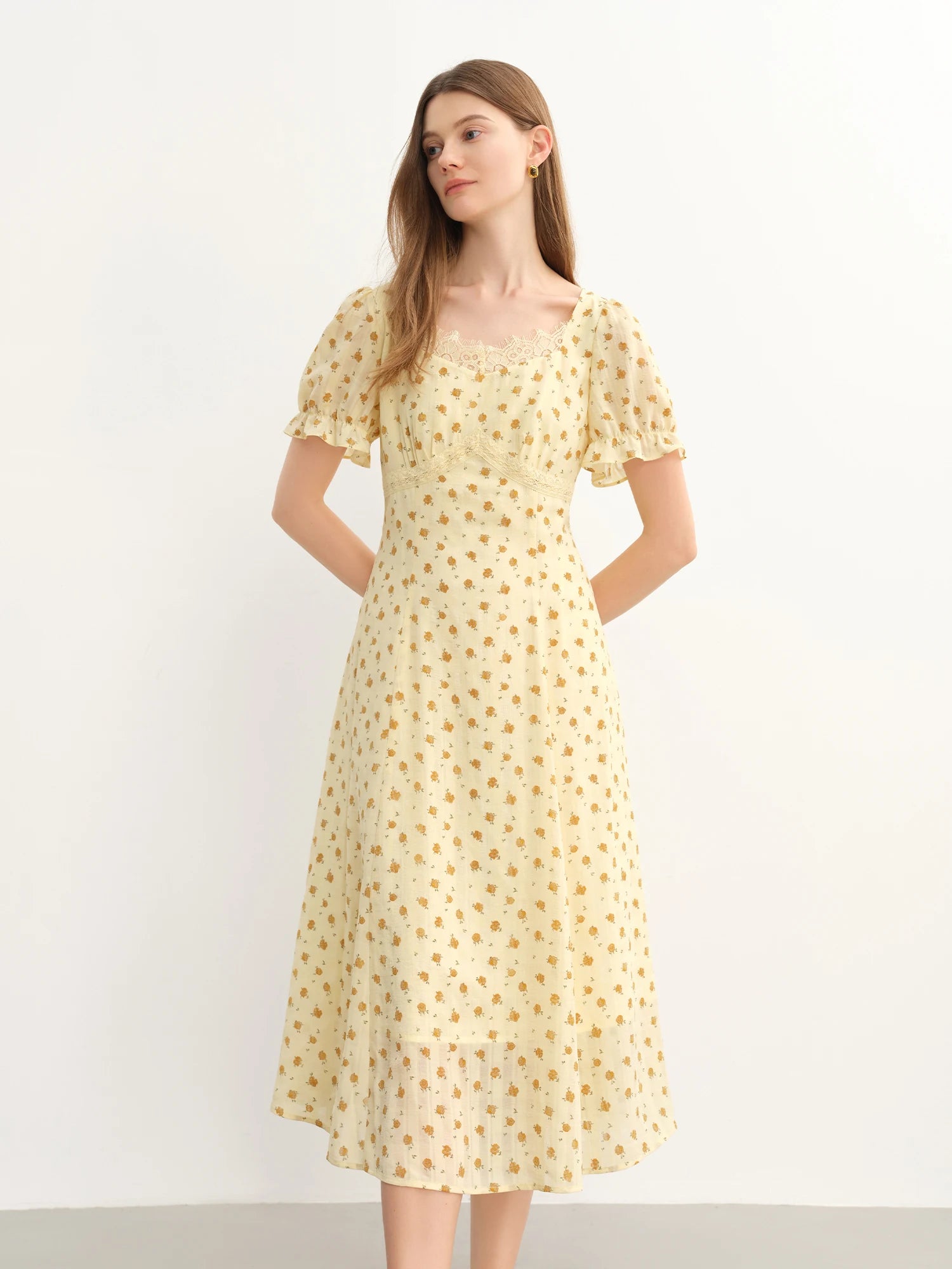 DUSHU Elegant Tailored Mid-Length Plus Size Women's French Lace Patchwork Floral Dress 2025 Summer New Dresses
