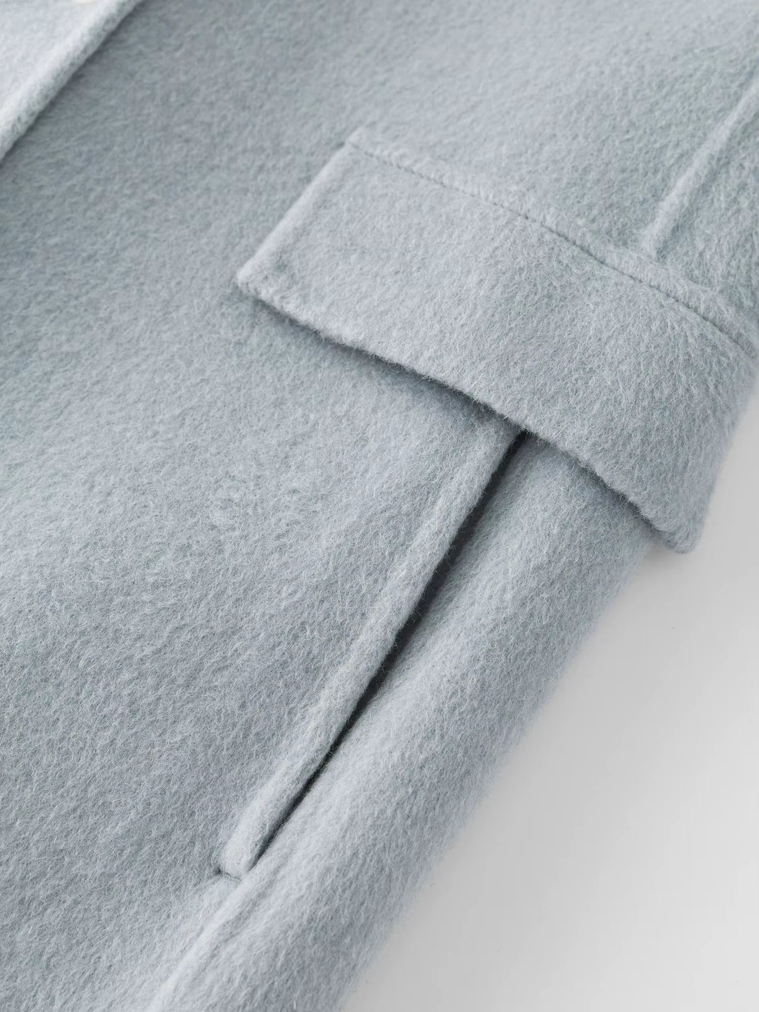 Cashmere Double-breasted Collar Woolen Coat Women 2025 Winter Commuting Light Blue Casual Loose Lazy Simple Coat