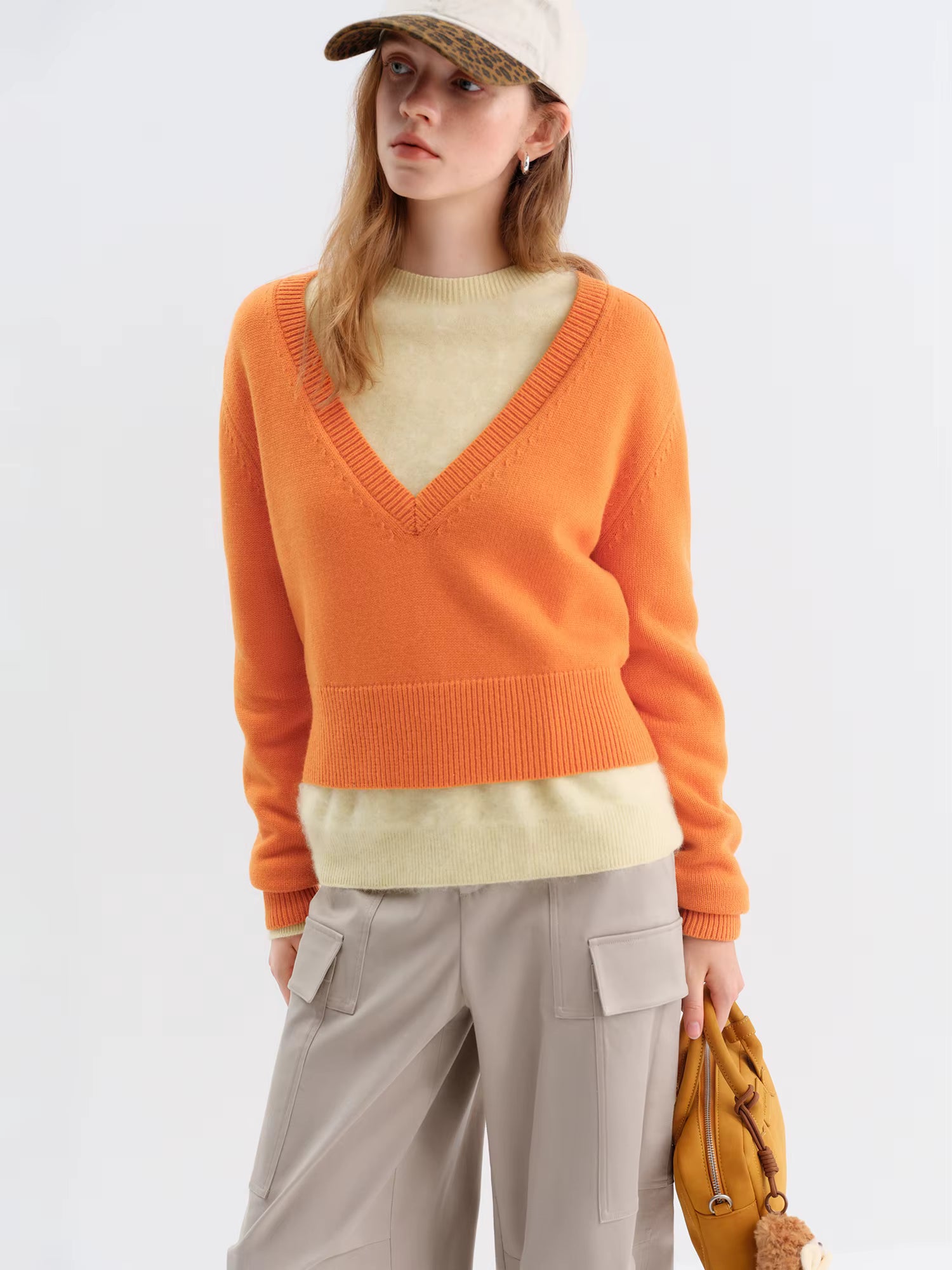 2025 Winter Women's V-Neck Loose Knit Sweater Oversized Pullover Soft Wool Blend Top Cozy Fall Fashion Casual Long Sleeve