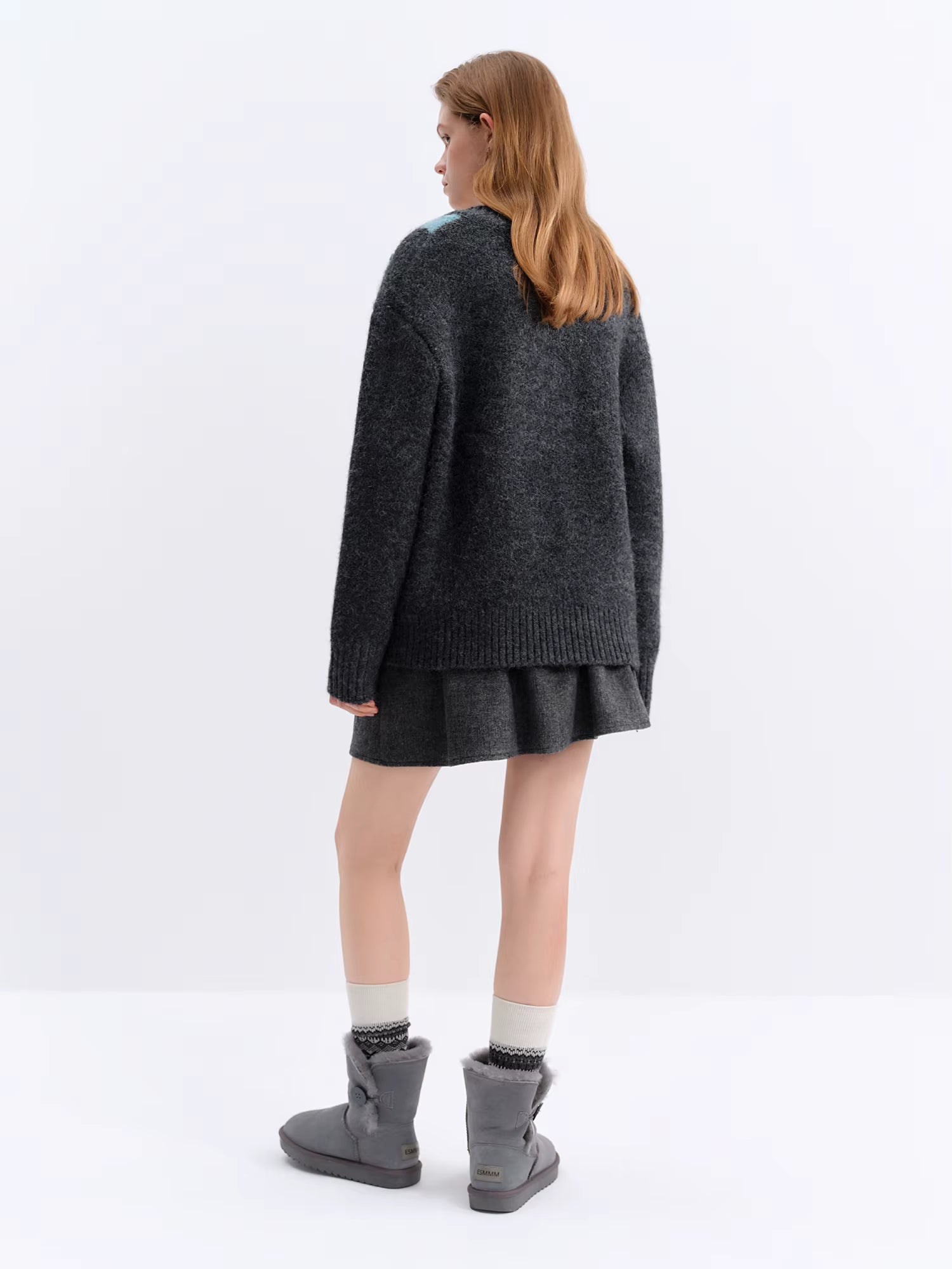 Winter 2025 Women's Vintage Academic V-Neck Sweater - Diamond Pattern Knit Pullover Retro College Style for Casual Comfort