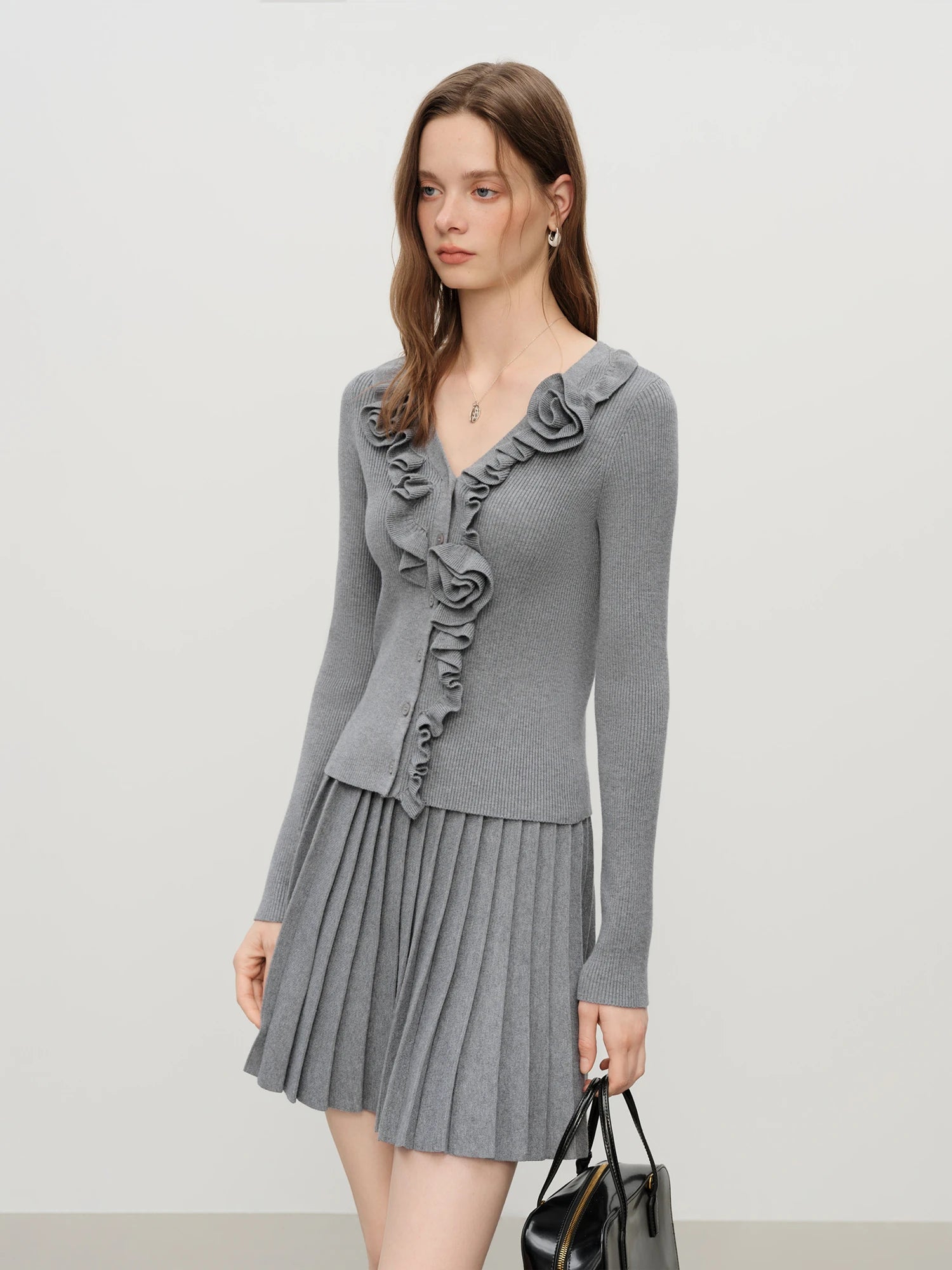 French 3D Flower Knit Sweater Two-Piece Fall Winter Slimming V-Neck Sweater Skirt Outfit Set Matching Sets Grey Skirts