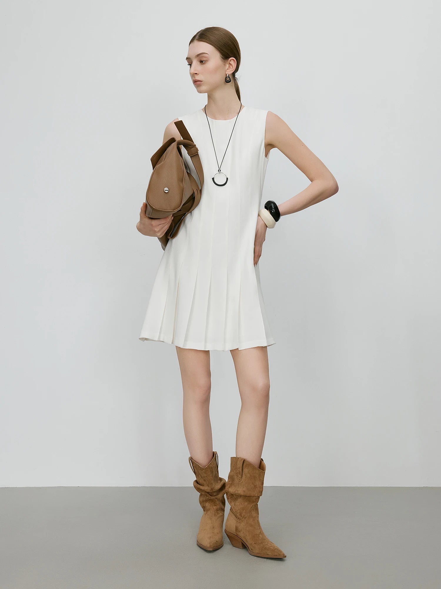 FSLE【Premium Series】Minimalism Old Money Style Acetate Sleeveless Vest Pleated Dress For Women 2025 Summer New Arrival Dress