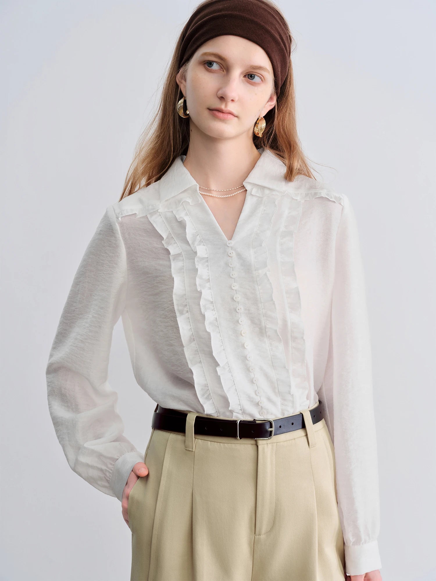 ZIQIAO Autumn 2025 Women's French Inspired Blouse - Soft Lace Trim White Top Ruffle Detail Gentle Style Casual Elegant Shirt