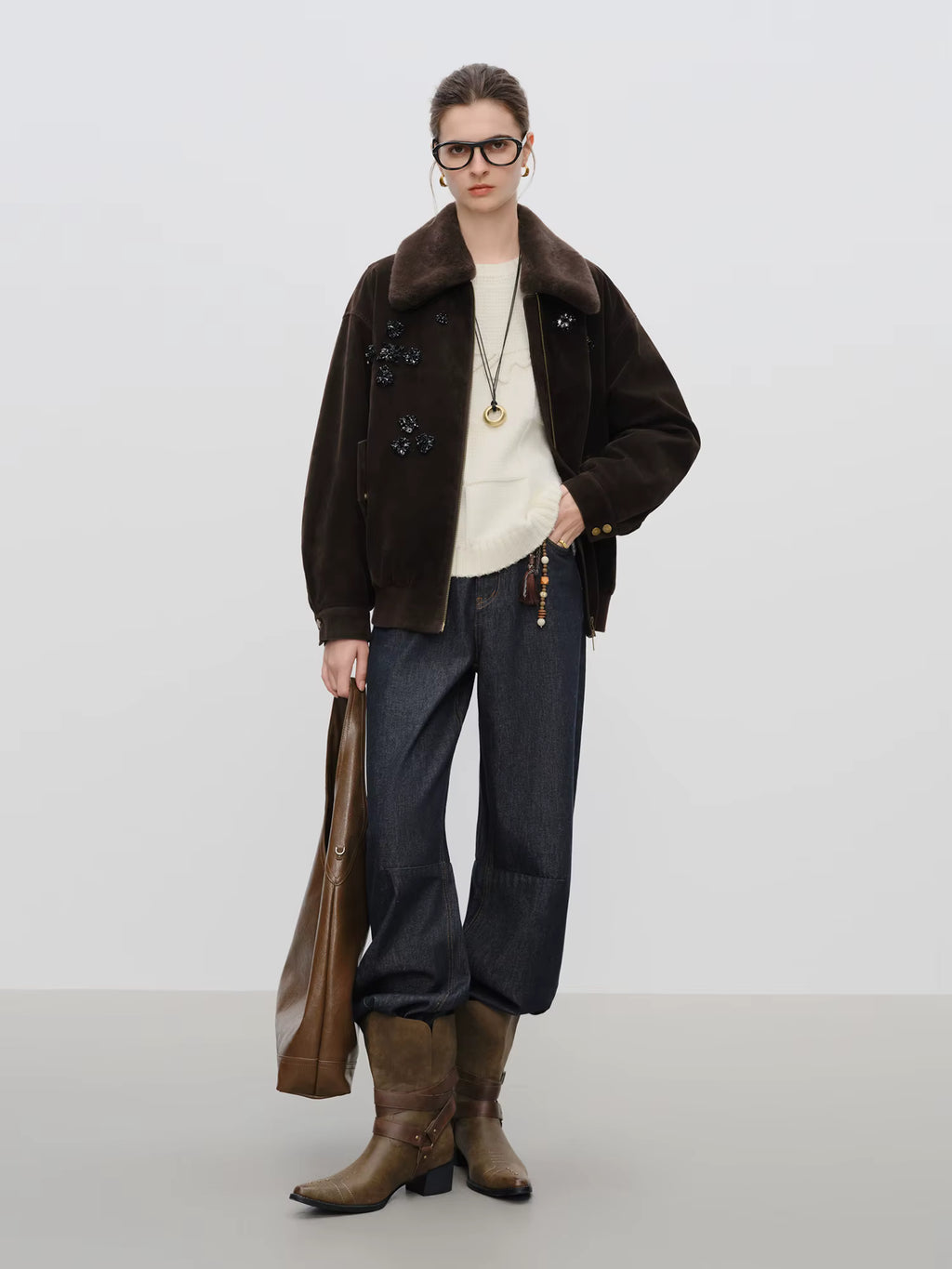 【Premium Series】 Luxury Casual Series Vintage Beaded Suede Jacket with Pearl Embroidery Women Winter 2025 New Arrival