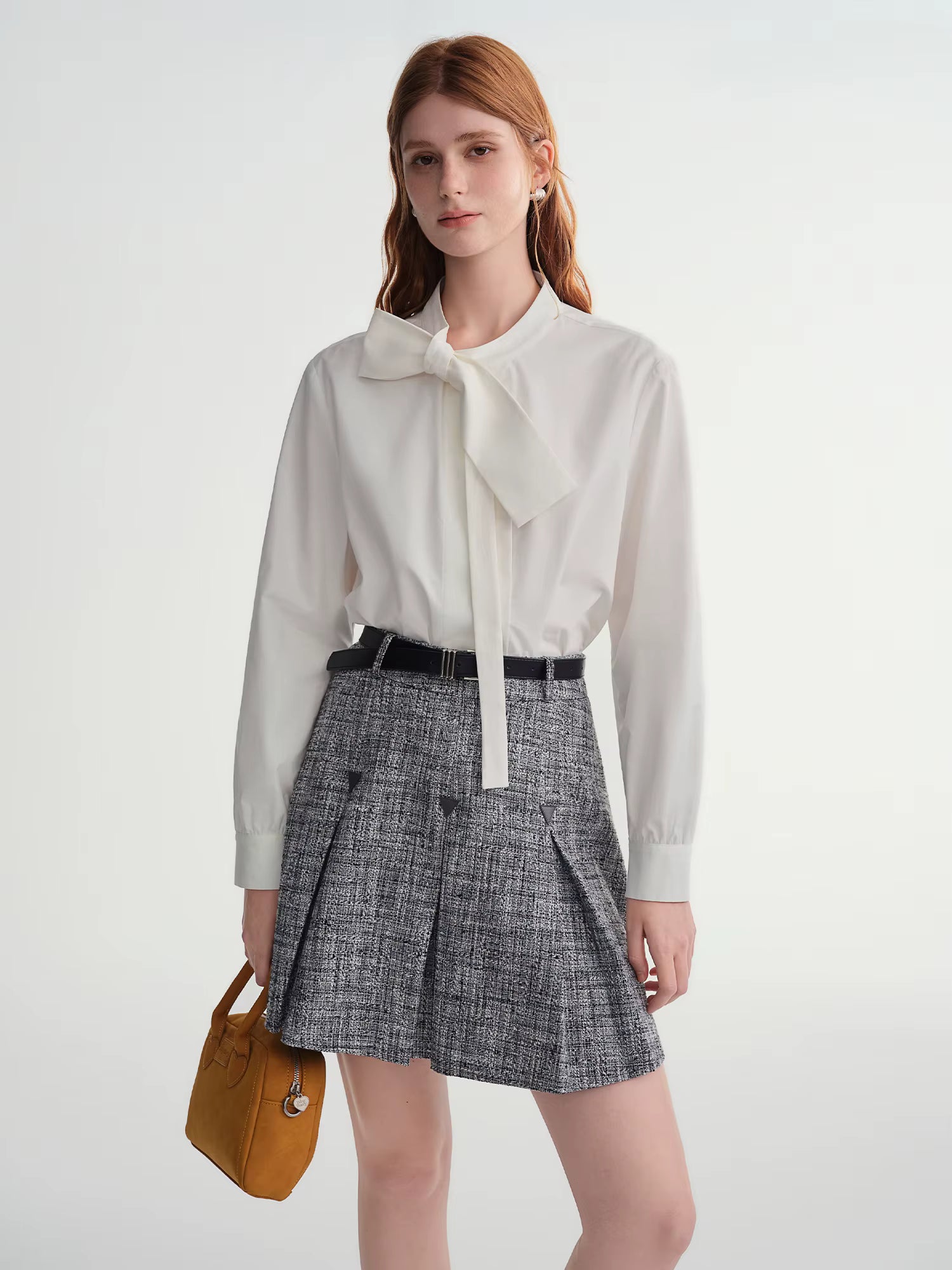 Winter 2025 Women's Tartan A-Line Jumper Dress - Retro Plaid Pattern Sleeveless Swing Skirt for Layering