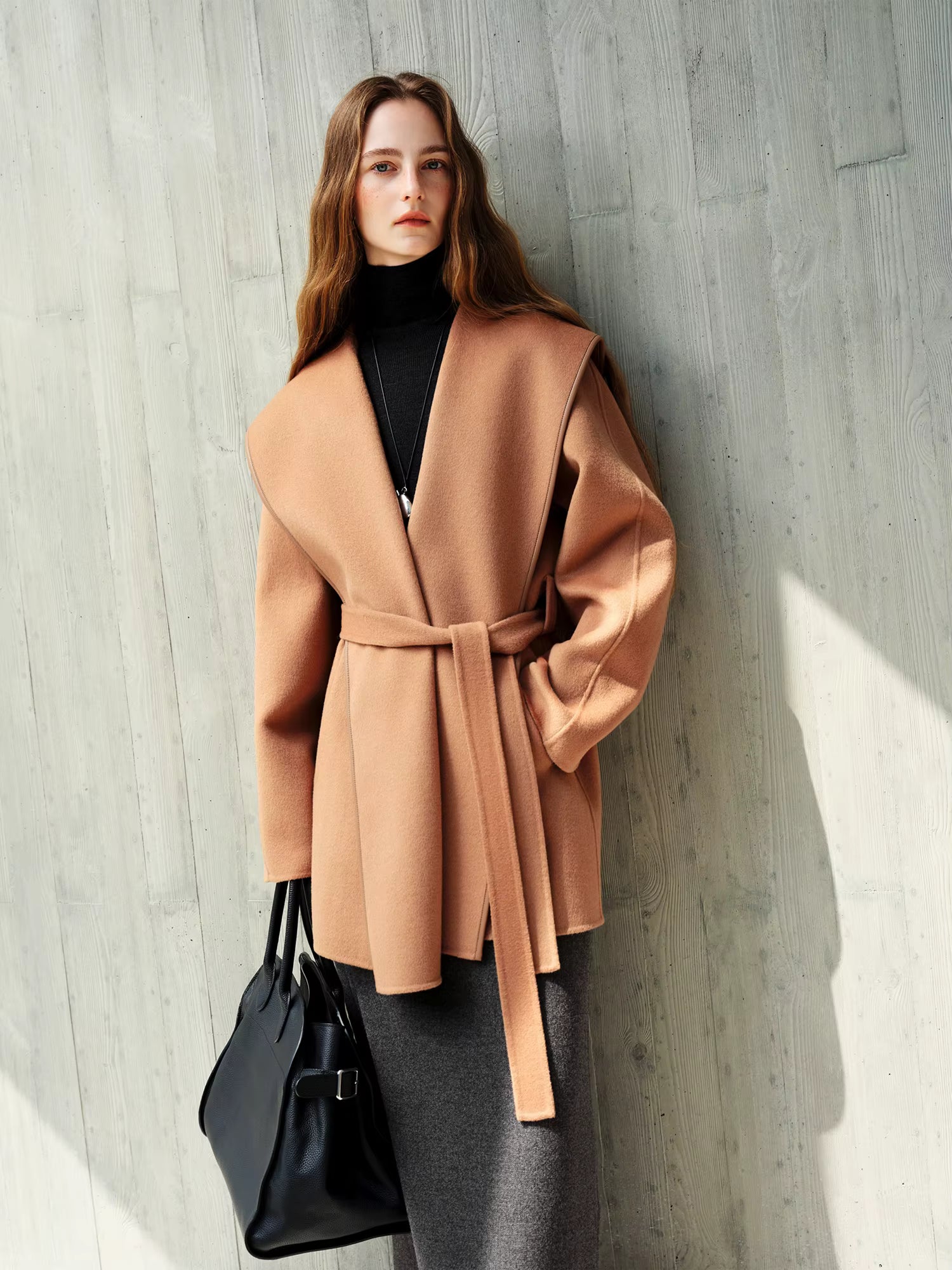 Laid Back Oversized Hooded Design Double-Faced Wool Bathrobe Coat Winter 2025 New Soft Versatile Everyday Wear for Women