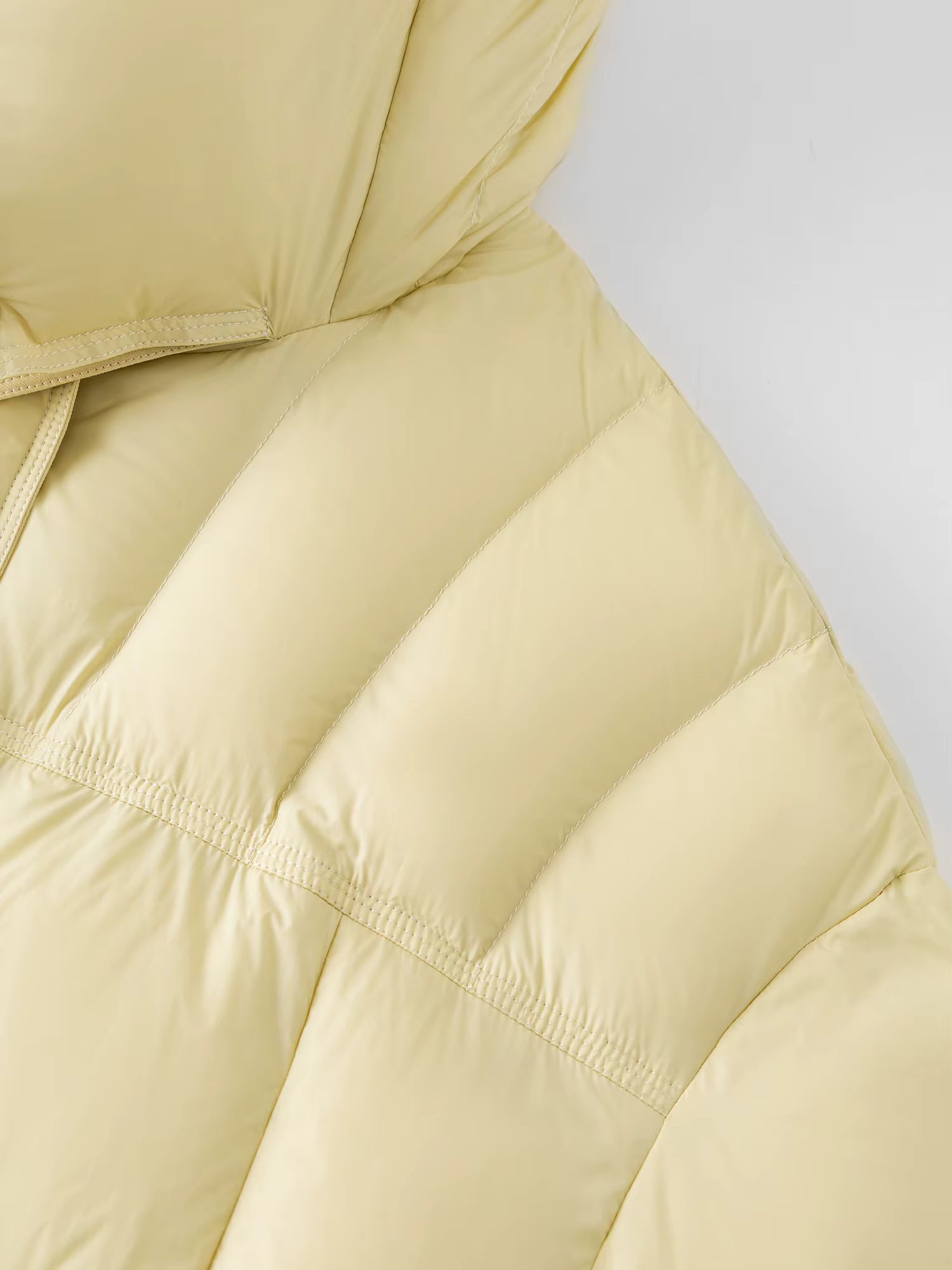 Winter 2025 Women's Oversized Puffer Jacket - Short Hooded Down Coat 90% White Duck Down Fill for Casual Comfort and Warmth