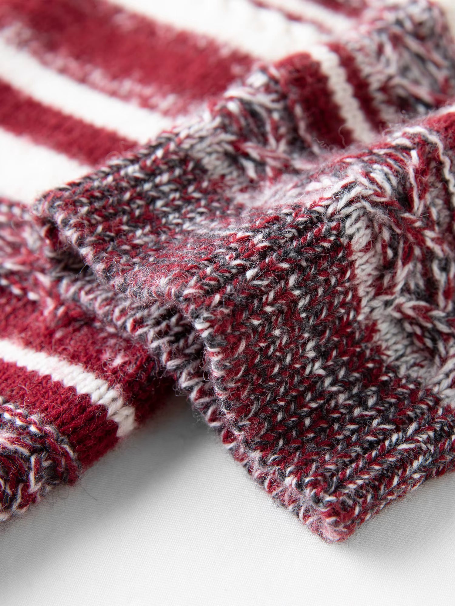 Christmas Sweater Autumn Winter Women Vintage Red Striped Knit Sweater Christmas New Year Cozy Pullover Retro Oversize Top