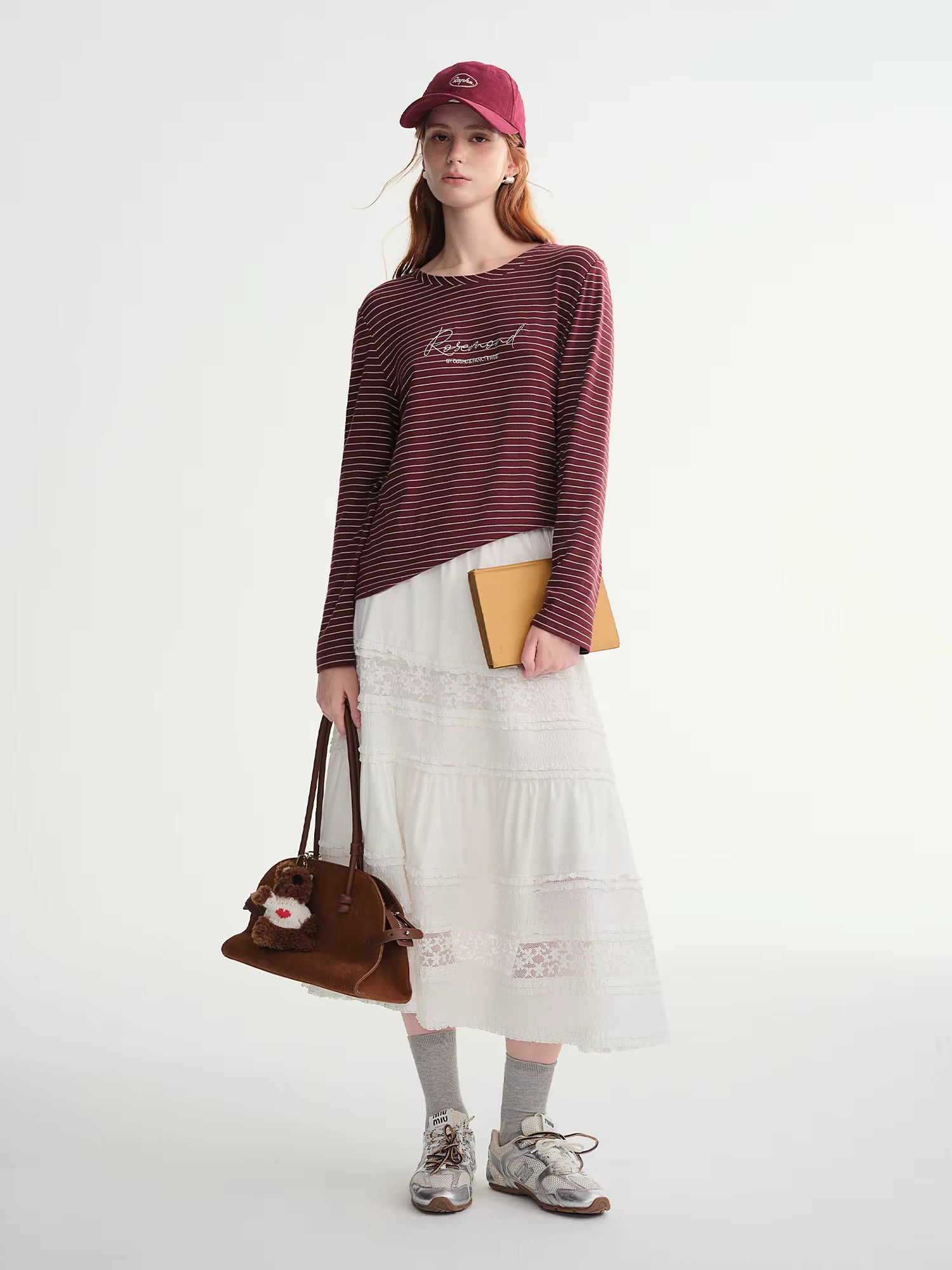 Letter Embroidery T-Shirt Women 2025 Autumn Winter Vintage American Style Long Sleeve Top Casual Streetwear Basic Tee