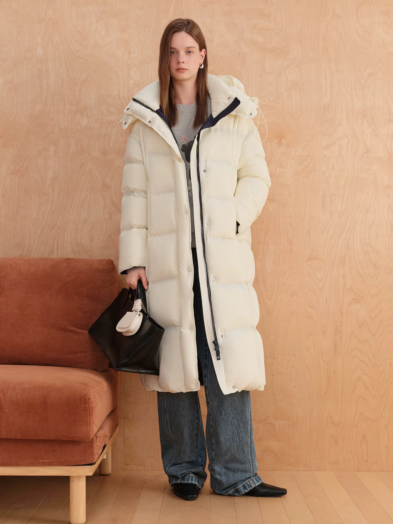 Winter New Women's Long Puffer Down Coat with Hood Two-Tone Color Block Thermal Insulated Jacket Heavy Warm Outerwear