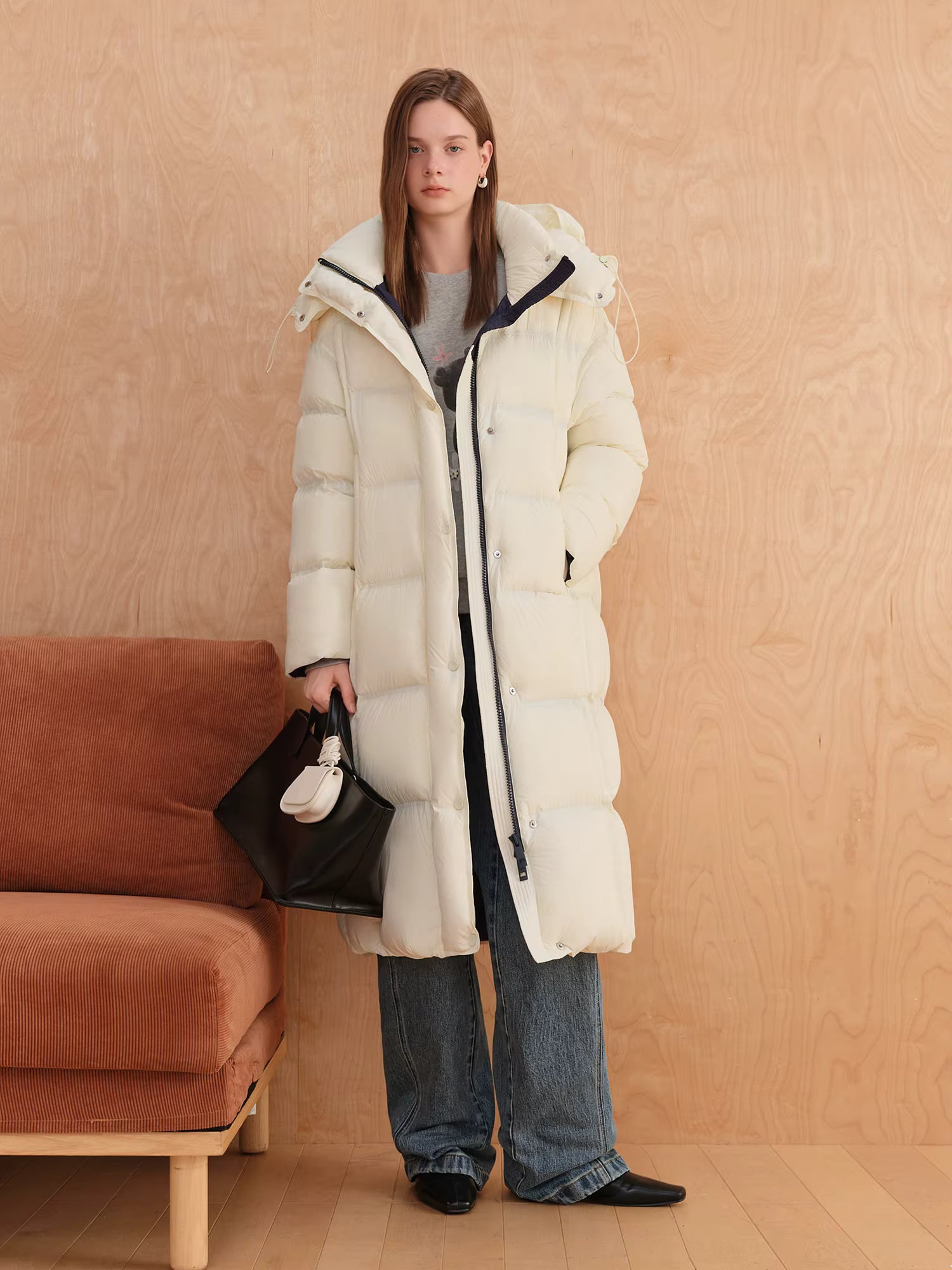 Winter New Women's Long Puffer Down Coat with Hood Two-Tone Color Block Thermal Insulated Jacket Heavy Warm Outerwear