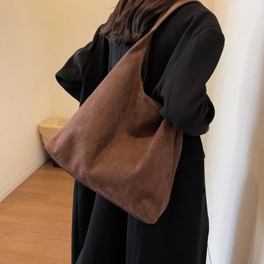 Autumn and Winter Vintage Women's Bag Large Capacity Suede Shoulder Bag Solid Color Simple Casual Commuter Bag Retro Handbags