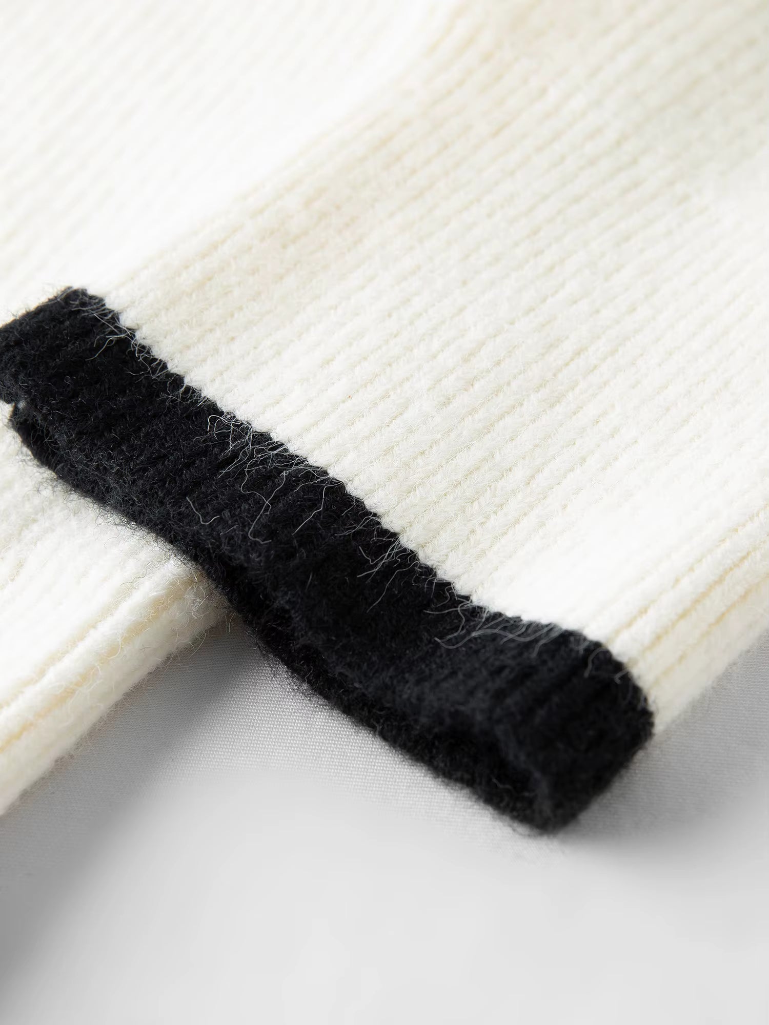 Women's 2025 Autumn/Winter New Style Ribbed Loose-fitting Zipper Stand Collar Color Block Inner Knit Sweater