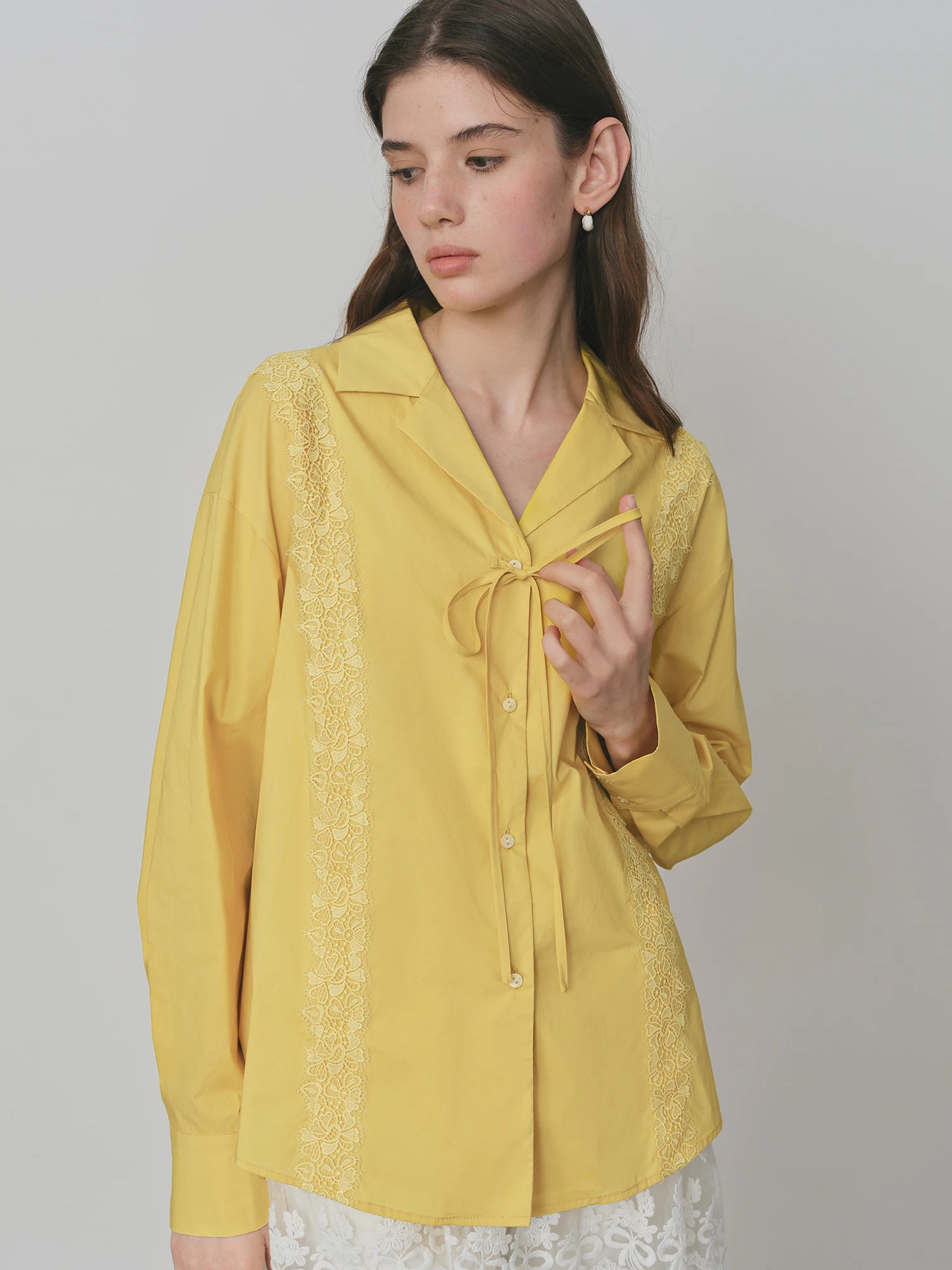 FSLE Minimalism 2025 New French Style Commuting Lace Shirt For Women 2025 Autumn New Arrival Strap Design Blouse Top