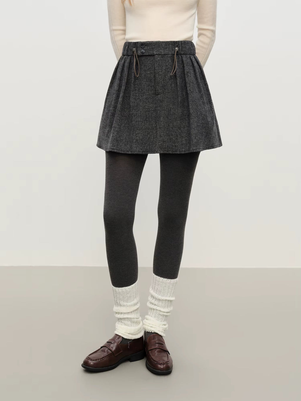 Sweet & Cute Elastic Waist Pleated Short Skirt for Women - Winter 2025 New Arrival, Flared HemPerfect for Casual Skirts