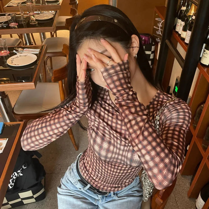 Kpop Plaid Streetwear Long Sleeved Shirts Women Round Neck Punk Style Slim T-shirts Brown Sexy Crop Tops Y2K Grunge Shirts For Women