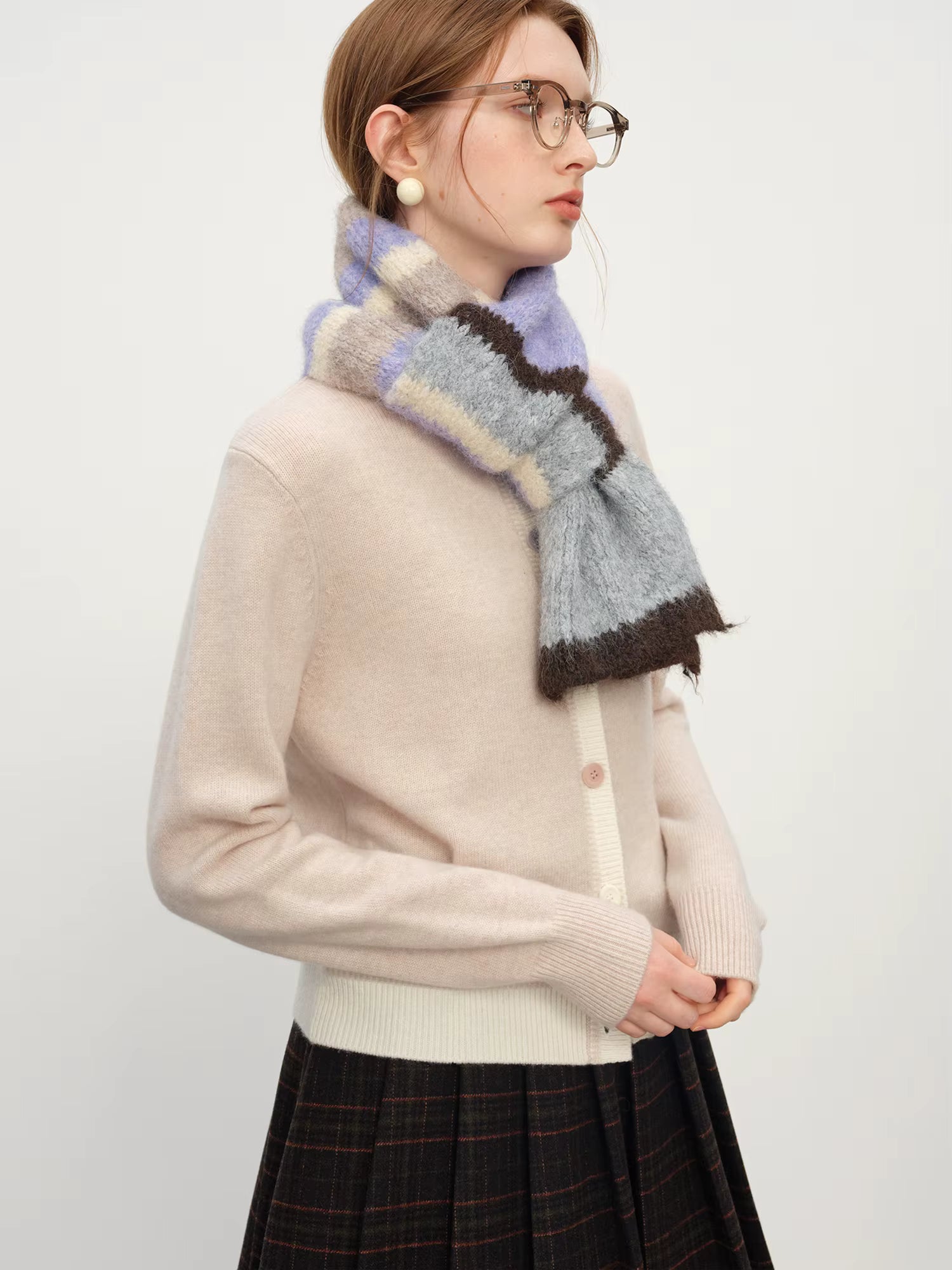 Women's Retro Color Block Knit Cardigan - Novelty Embroidery Round Neck French Style Top with Cozy Comfort